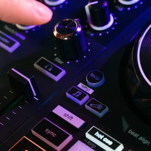Hercules DJcontrol Inpulse 200 MK3 dj controller